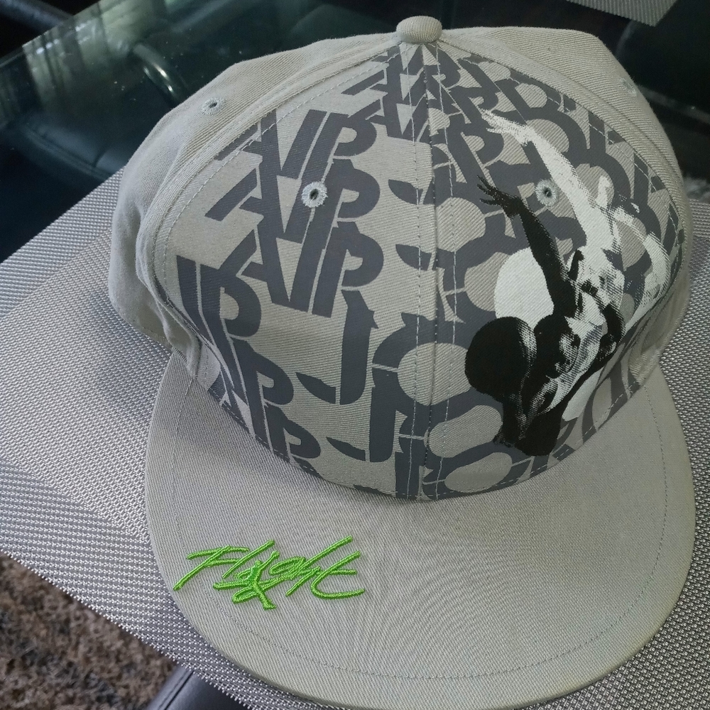 Jordan cap